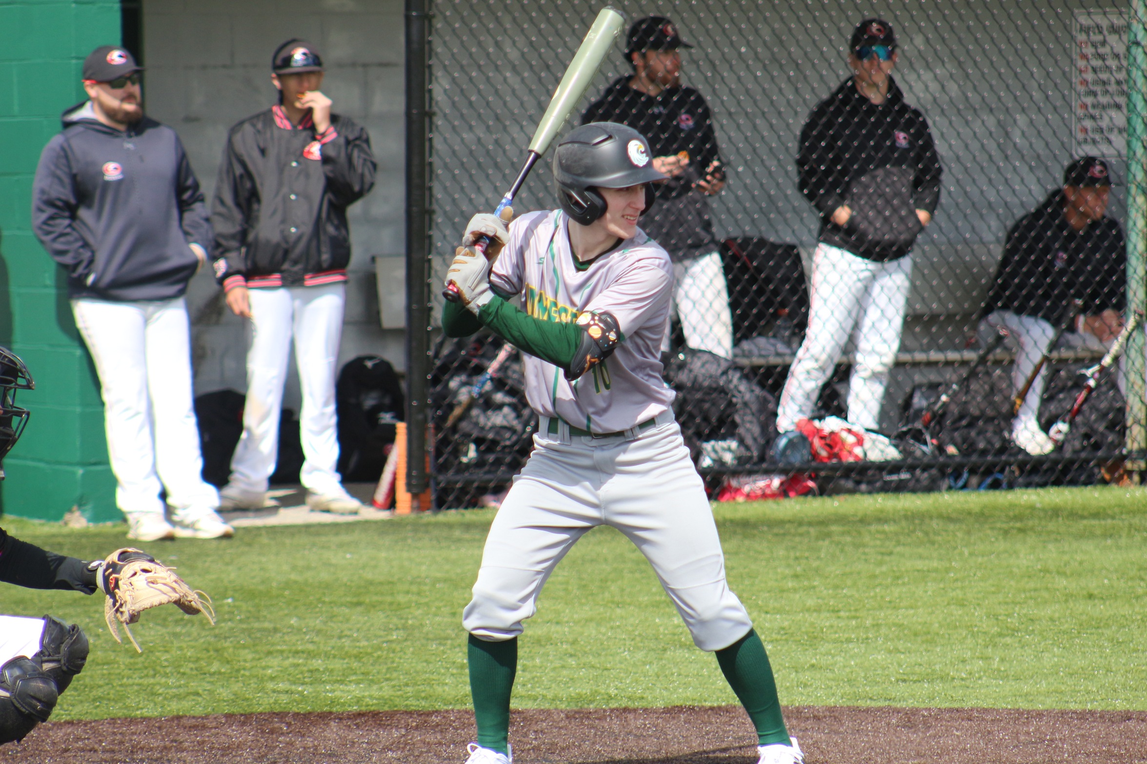Baseball Drops Doubleheader To FLCC