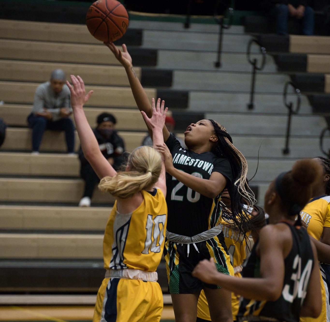Multiple Jayhawks Shine in Dominant Win Over Lorain County