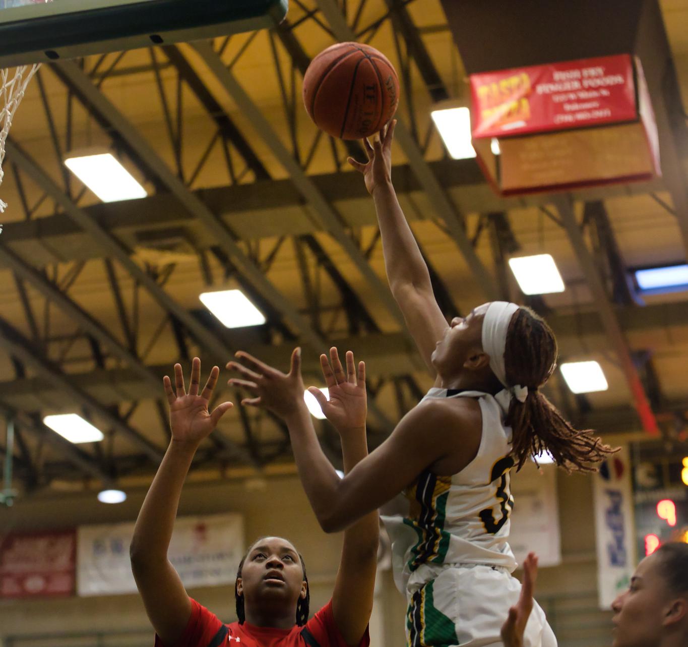 Three Jayhawks Record Career-Days in Win Over CCBC Catonsville