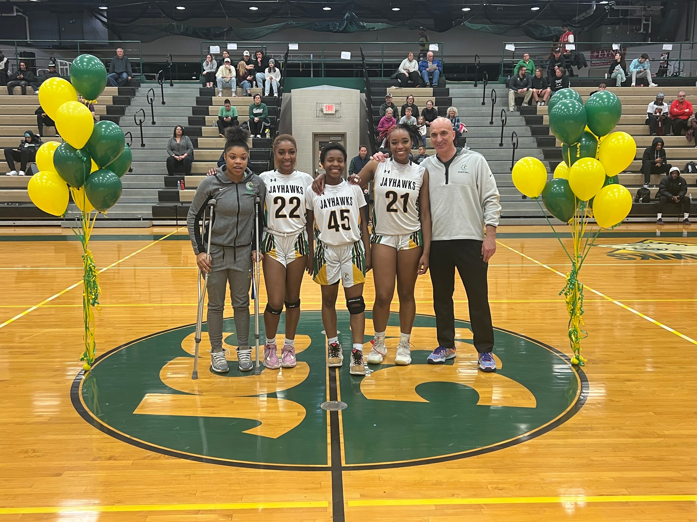 Jayhawks Down Monroe CC On Sophomore Day; Hicks Eclipses 1,000 Career Rebounds
